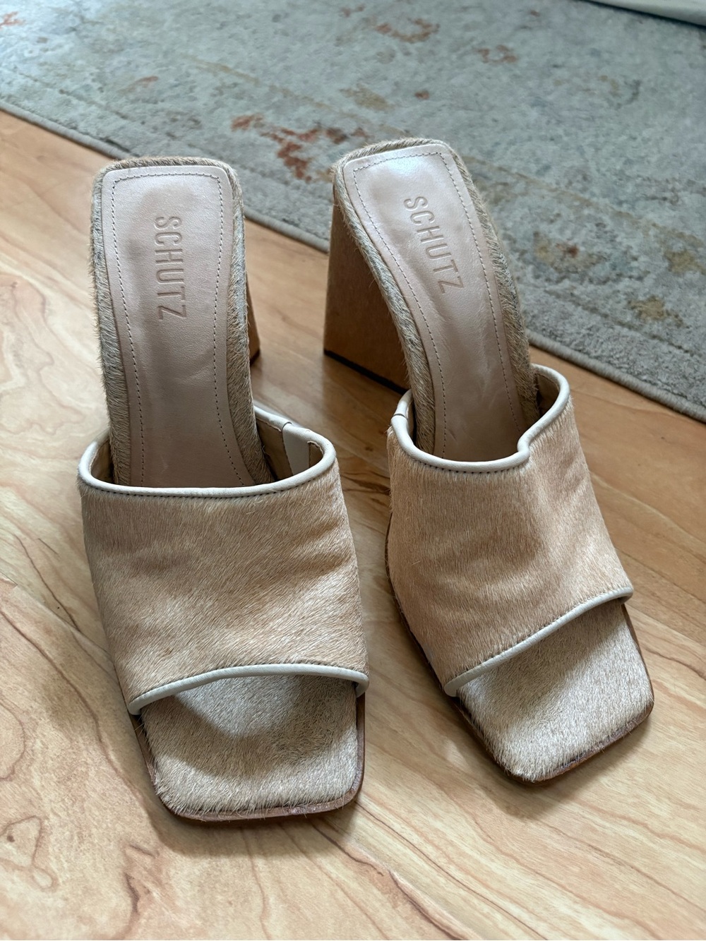 SCHUTZ Beige Open-Toe Block Heel Mules with Haircalf Finish